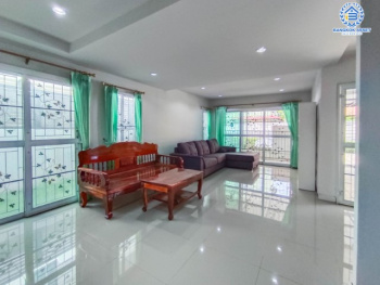 *****บ้านแฝดมือสองย่านปทุมธานี ม.พฤกษาวิลเลจ35 รังสิต-คลอง3 เนื้อที่มากถึง 36.7 ตร.ว. ฟังก์ชัน 3 ห้องนอน 2 ห้องน้ำ 1 ที่จอดรถ บนทำเลแห่งการเดินทาง ใกล้ฟิวเจอร์พาร์ค รังสิต, รถไฟฟ้าสายสีแดง "สถานีรังสิต" และทางด่วน "อุตราภิมุข" จองด่วน!